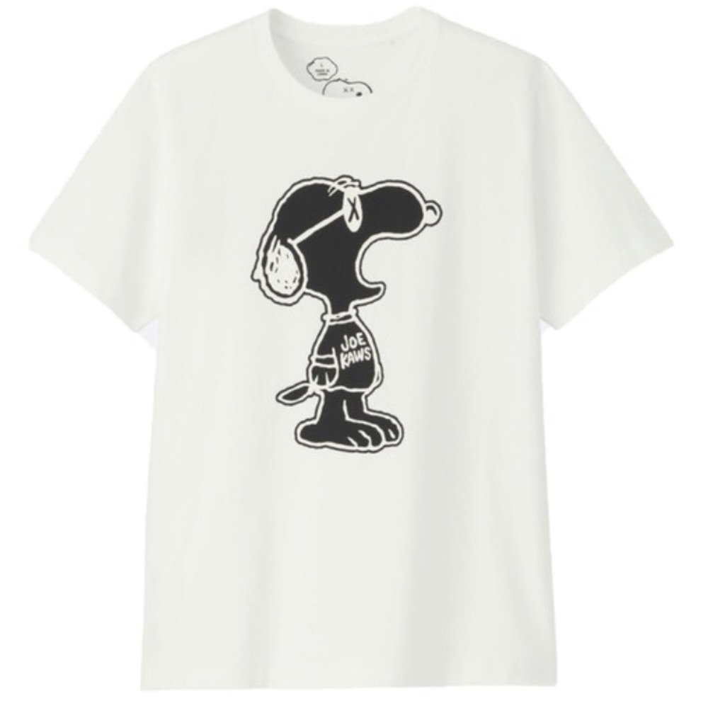 Uniqlo Kaws Snoopy Shirt Unisex